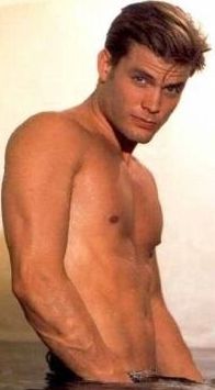 caspervandien.jpg