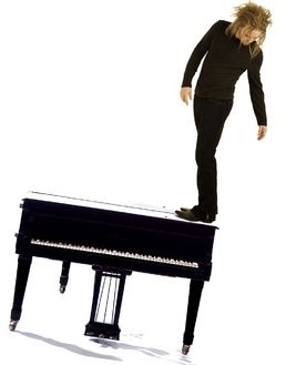 tim-minchin-jpg_w258_h329.jpg