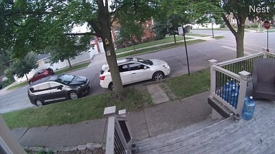 officer-fires-during-attempted.jpg
