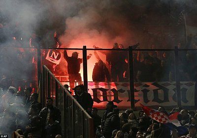 585395d1416257366-italy-croatia-2014-ultras-fight-15.jpg