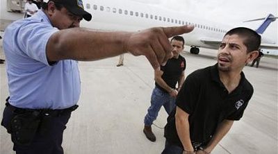 06082011_immigration.jpg