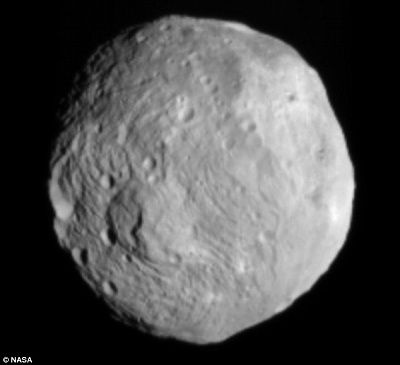 article-2015250-0d07d88e00000578-268_634x578.jpg