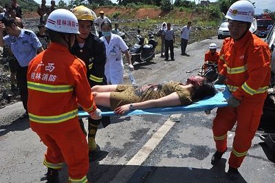 firefighters-2068044.jpg