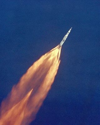 lift-off-flames_2515905k.jpg