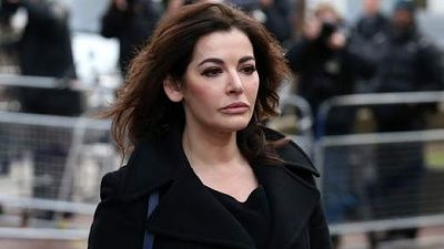 nigella-arriving-court-1-522x293.jpg
