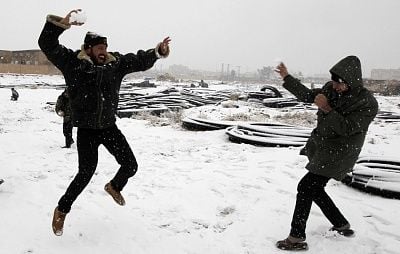 435811-mesnow1.jpg
