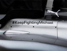Keep-Fighting-Michael-Michael-Schumacher-Mercedes-Formal-1_image_228.jpg