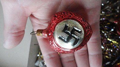 1415970465694_wps_48_pic_shows_these_original_.jpg