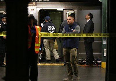 08subway1-sub-articlelarge.jpg