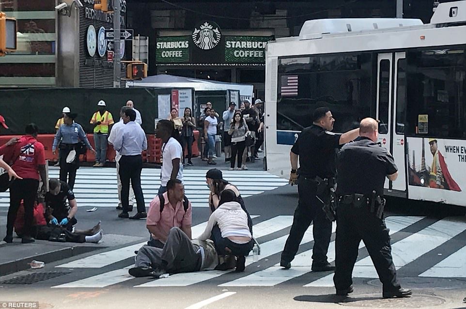 40806F9700000578-4519432-A_number_of_injured_pedestrians_were_seen_lying_in_the_middle_of-a-42_1.jpg