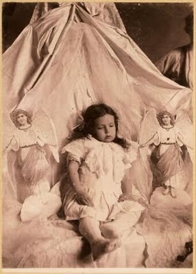 dead_people_03.jpg