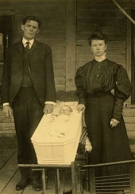 dead_people_04.jpg