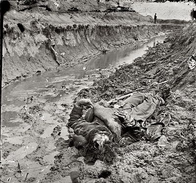 trenches-fort-mahone.jpg