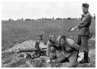 nazi-killing-russian-peasants.jpg