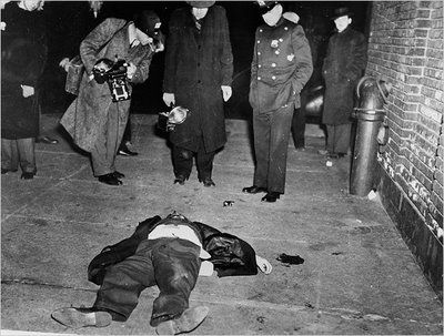23665167_jpgweegee-murder-1942.jpg