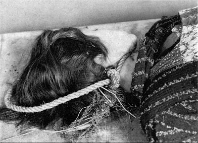 girl_executed_by_nazi_1.jpg