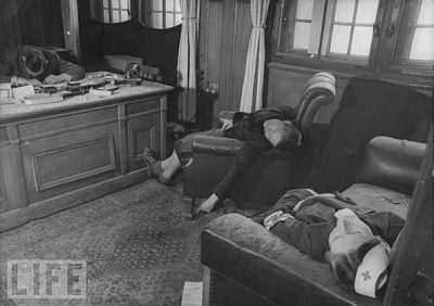 nazi-suicide.jpg
