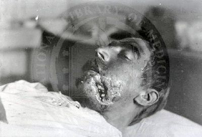 77951_dead-real018_123_1130lo.jpg