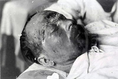 77957_dead-real019_123_246lo.jpg