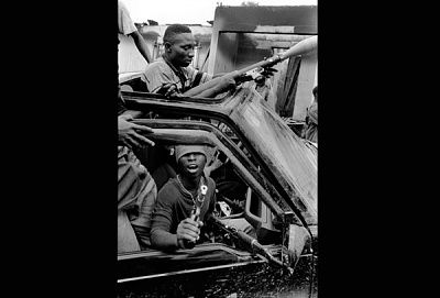 liberia_guns_14.jpg