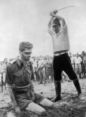 japanese-officer-executing-australian-pow-1945.jpg