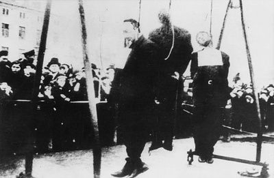 public-hanging-prague-1941.jpg