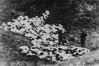 shooting-down-jewish-women.jpg