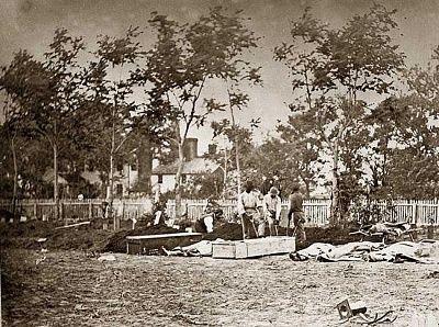 diggers-grave.jpg