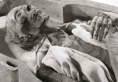 mummy2.jpg