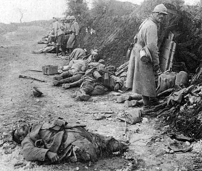 b_w_war_003.jpg