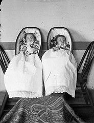 000a0b97fa643e6e5d695cbbebb60c22--post-mortem-photography-momento-mori.jpg
