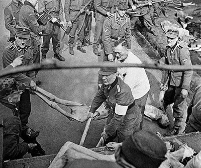 ss-prison-guards-forced-load-victims-bergen-belsen-concentration-camp-into-trucks-bu.jpg