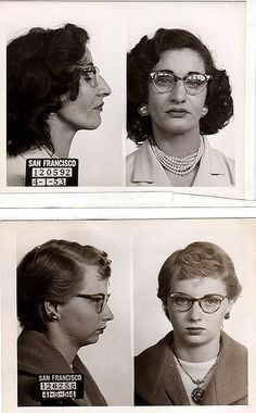 Name:  bad-ass-beauty-the-eye-of-faith-vintage-blog-mugshot-makeup-hair-inspiration-23.jpg
Views: 3187
Size:  19.2 KB