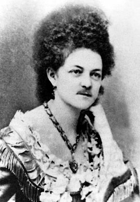 madame-moustache-1.jpg