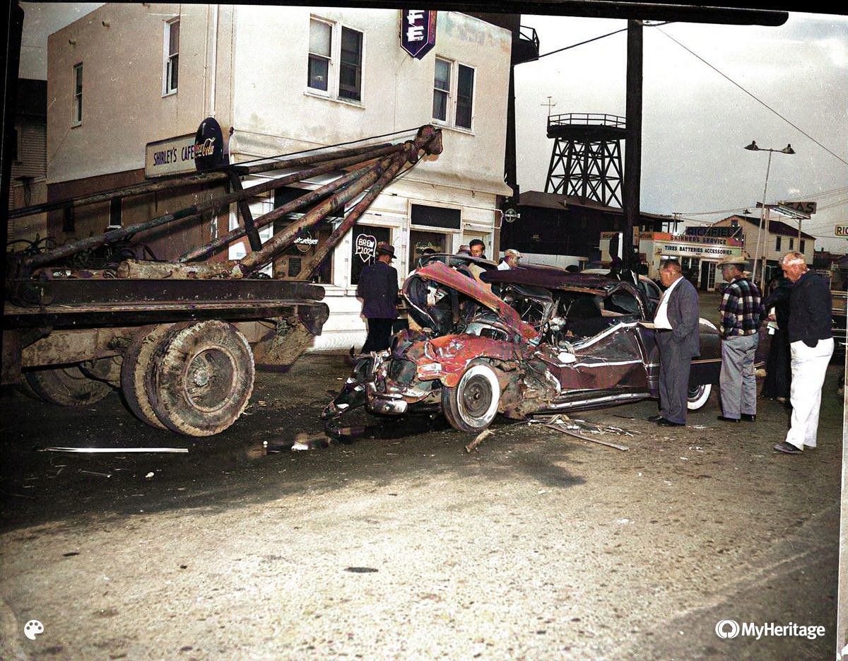 492340d1382711420-fatal-accident-scene-images-1930s-fatal_accidents_from_the_30s_0321-Colorized.jpg