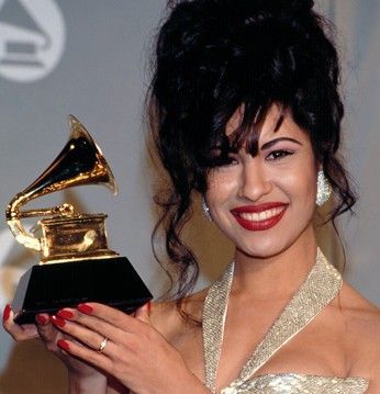 selena-Q.jpg
