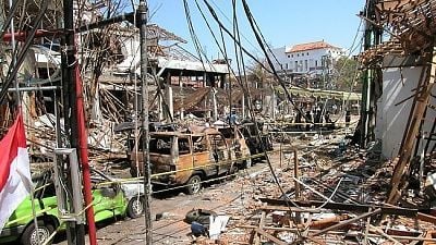 327967-bali-bombing-aftermath.jpg