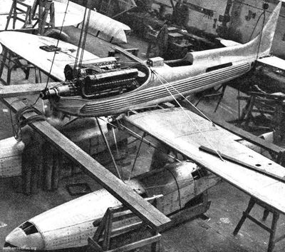 Rolls-Royce_R_In_Supermarine_S_6B.jpg
