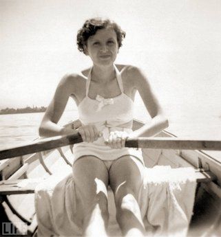 Eva Braun.jpg