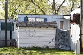 body_discovered_under_this_shed.jpg