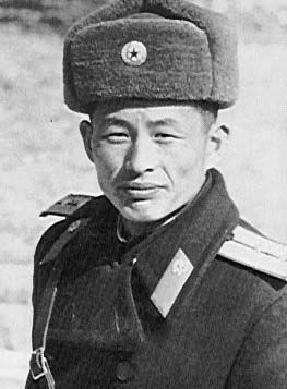 Axe_murder_incident_Lt._Pak_Chul.jpg