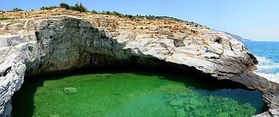 giola-lagoon-natural-pool-thassos-greece-2.jpg