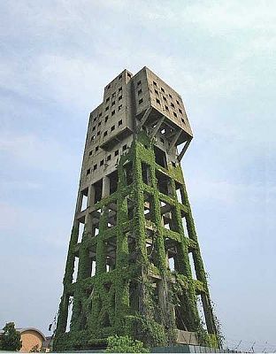 zombie_tower_1a.jpg