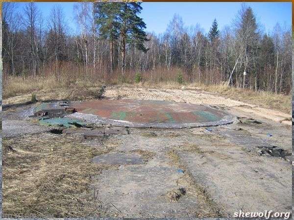 30_7Abandoned_missile_silo_in_Russia__._for__NATO_SS_19_mod.2_Stiletto__rockets.jpg
