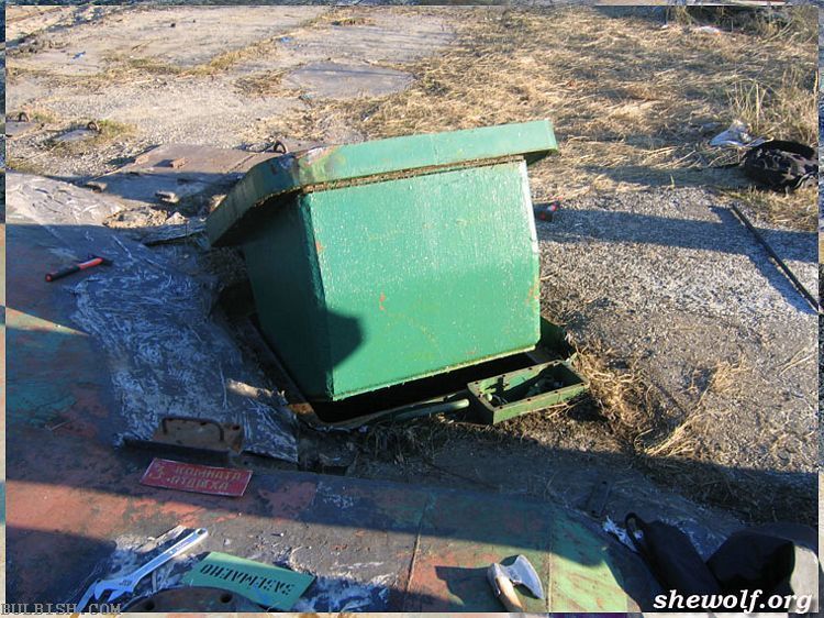 30_9Abandoned_missile_silo_in_Russia__._for__NATO_SS_19_mod.2_Stiletto__rockets.jpg