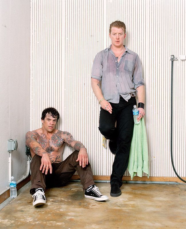 queens_of_the_stone_age-joey_castillo_and_josh_homme_the-moment-after-the-show-matthias-willi-ol.jpg
