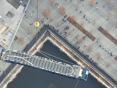 hoisting-escaltor-101st-floor-one-world-trade-center-thyssenkrupp-elevator-2.jpg