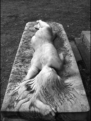 grave.jpg