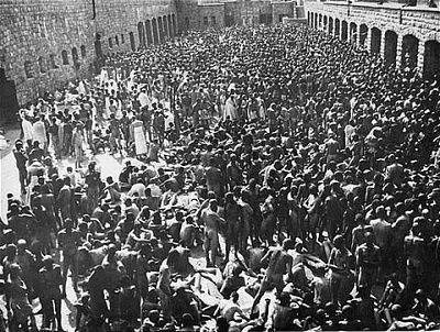 6-000-naked-prisoners-assembled-courtyard-mauthausen-concentration-camp-where-.jpg