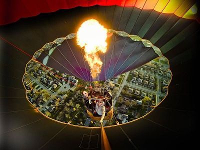 inside-hot-air-balloon-go-pro-mark-freeman-cloud-chasers.jpg